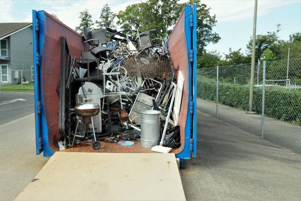Best Construction Debris Removal  in Dodge City, KS