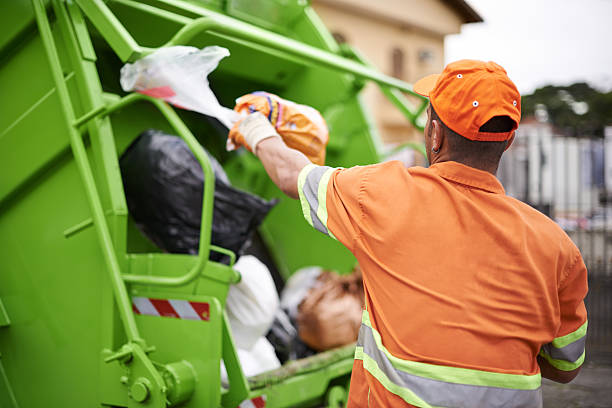 Best Garage Cleanout Services  in Dodge City, KS